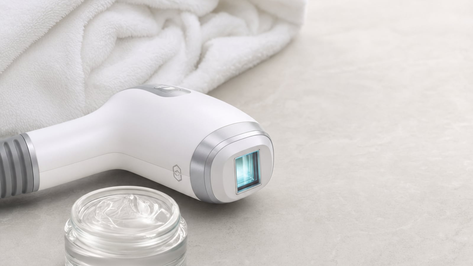 Alma Soprano Titanium — flagship laser hair removal platform with 4 cm² large spot size